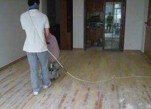 地板舊了怎么快速處理？