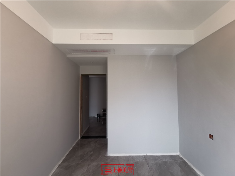 森林城130平基礎(chǔ)完工在施工地