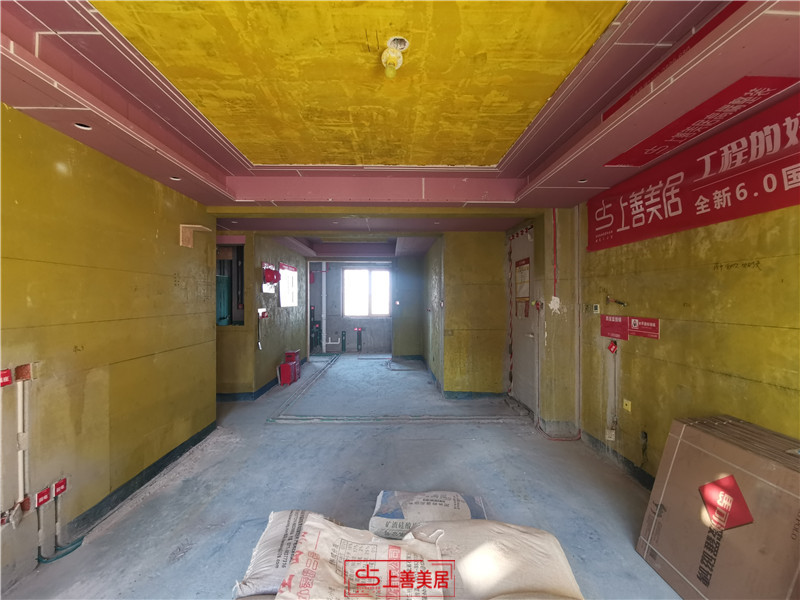 國(guó)赫天著130平