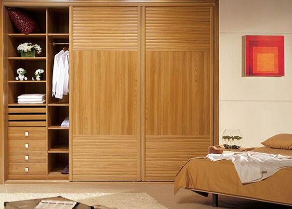 臥室衣柜價(jià)格一般多少錢?