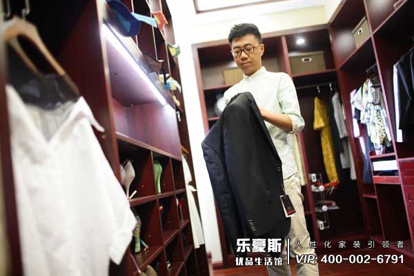 1024家裝節(jié)主播王偉代言上善美居八大實景樣間